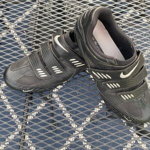 Bike Cycling Shoes - good worn condition See photos